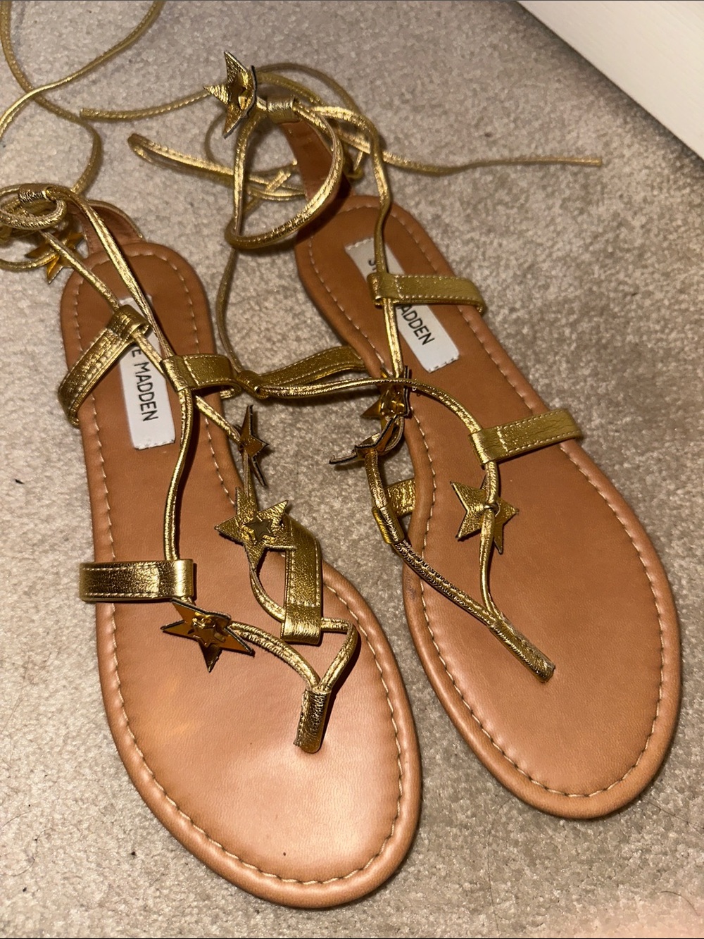 Steve Madden Jupiter gold star sandals